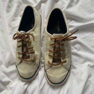 Sperry shoes
